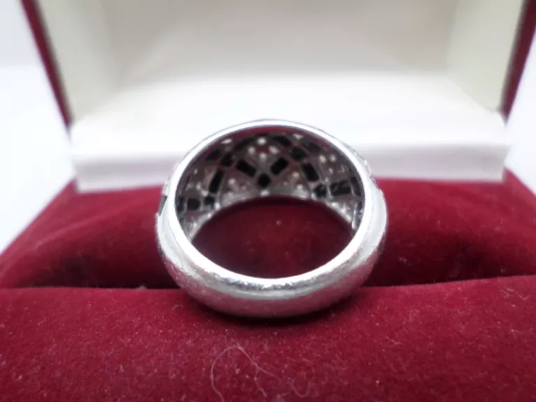 SREBRO - UŻYWANY PIERŚCIONEK 7,24/925