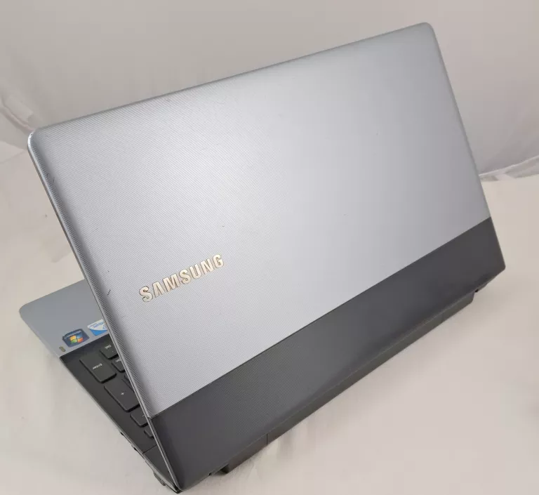 LAPTOP SAMSUNG NP300E5C ŁADOWARKA