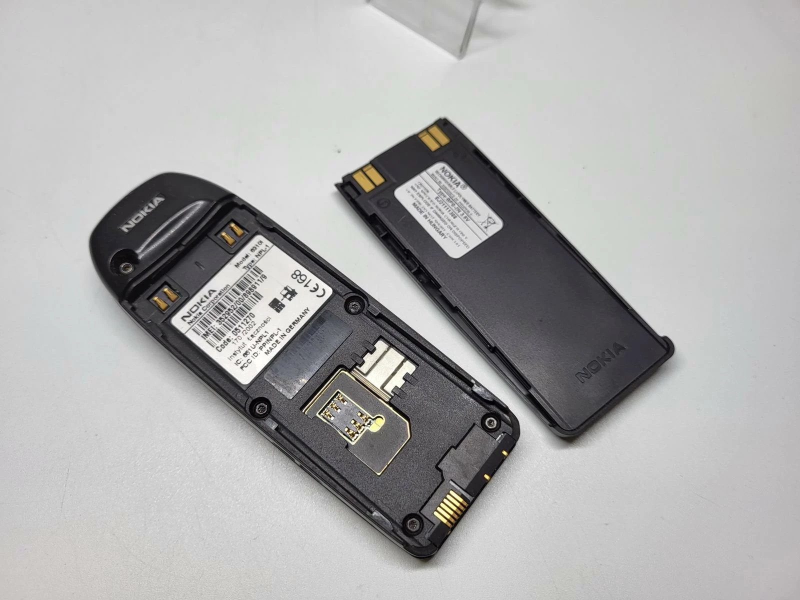 telefon-nokia-6310i-sprawna-przekatna-ekranu-1