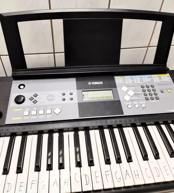 YAMAHA PSR E 233 KEYBOARD PUDEŁKO