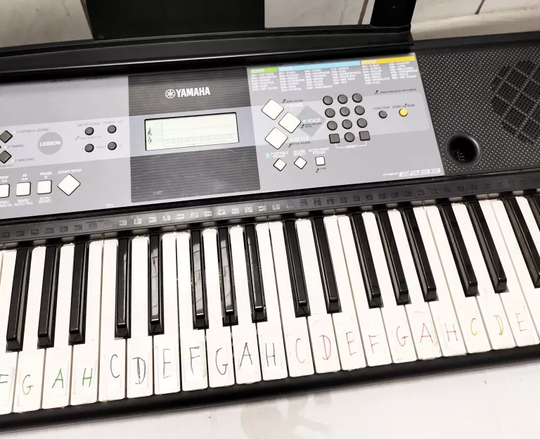 YAMAHA PSR E 233 KEYBOARD PUDEŁKO