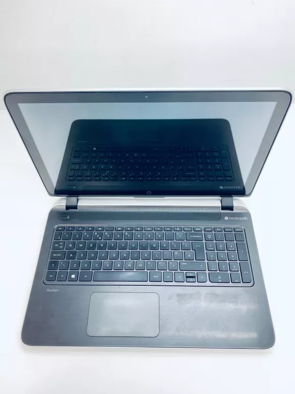 LAPTOP HP 15-P158NA AMD A10 8GB RAM 256GB SSD DOTYK