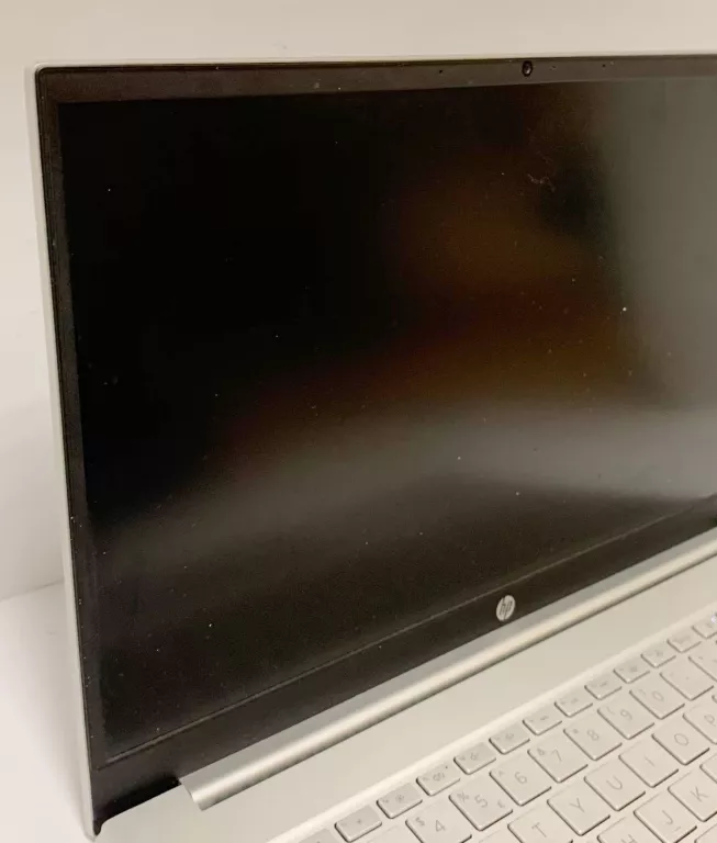 LAPTOP HP PAVILION 15-EH1000NW 8GB/256GB