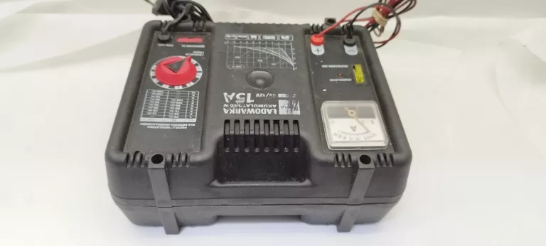 prostownik-kukla-6v12v-15a-natezenie-maksymalne-15