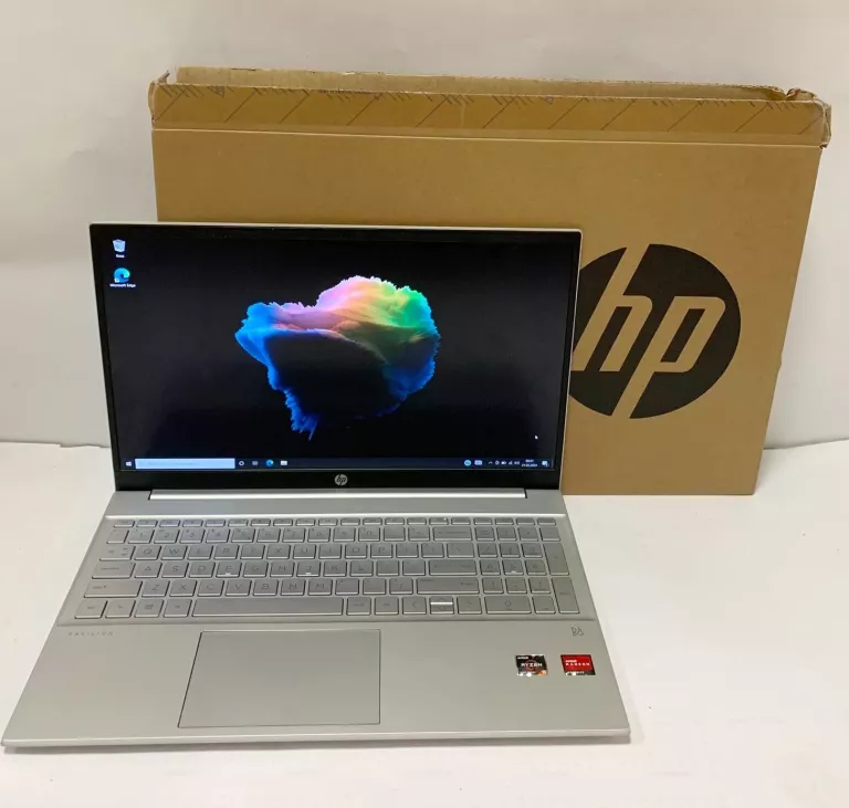 LAPTOP HP PAVILION 15-EH1000NW 8GB/256GB