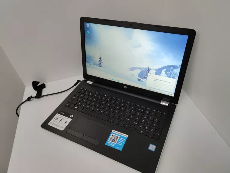LAPTOP HP 15-BS062ST 1TB/6GB RAM/I3-7100U