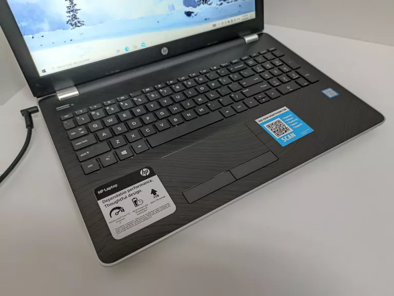LAPTOP HP 15-BS062ST 1TB/6GB RAM/I3-7100U