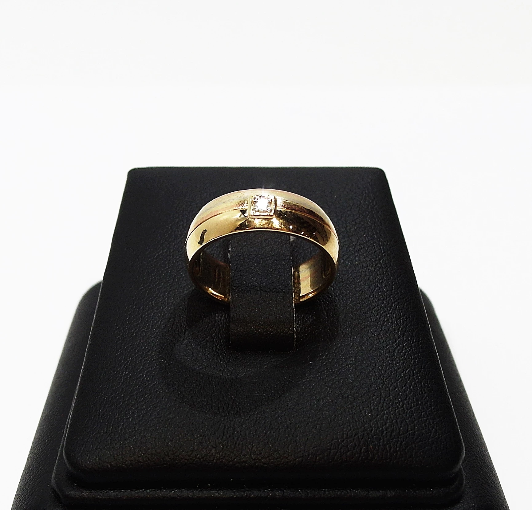 zlota-obraczka-z-brylantem-548g-585-mlodziencza-1-warszawa