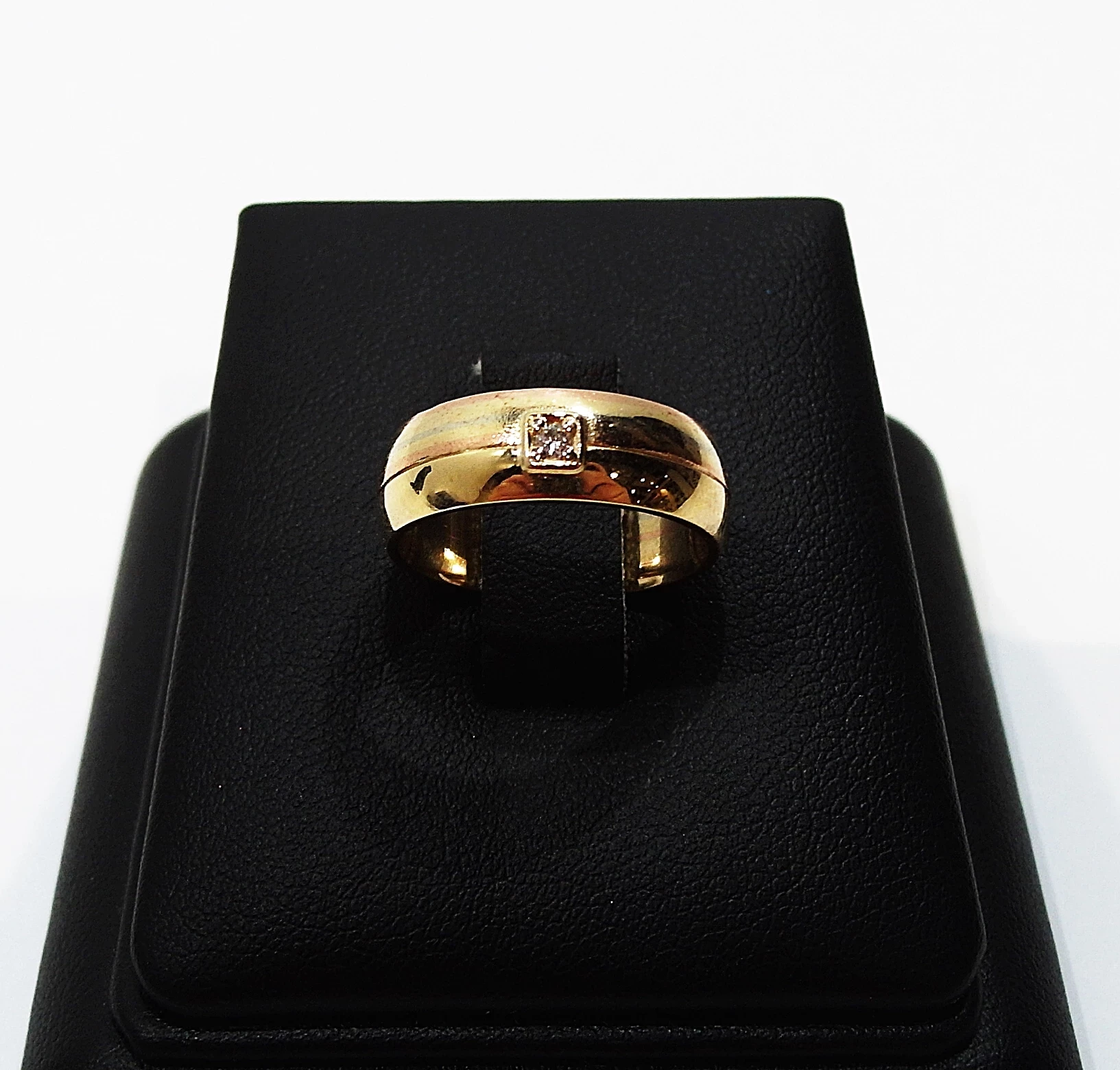 zlota-obraczka-z-brylantem-548g-585-kamien-17088-128