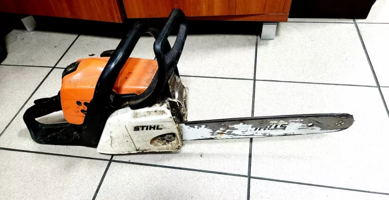 pila-stihl-ms-181c-product-id-2bd82ae1-1dc1-48bf-aca0-636b09740113