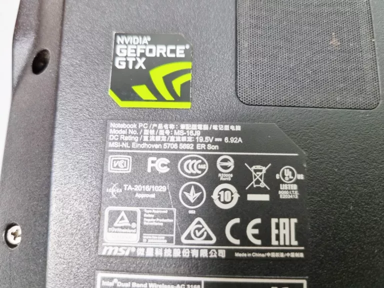LAPTOP MSI MS-16J9
