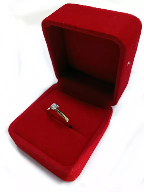 ZŁOTY PIERŚCIONEK Z BRYLANTEM R13 PR750