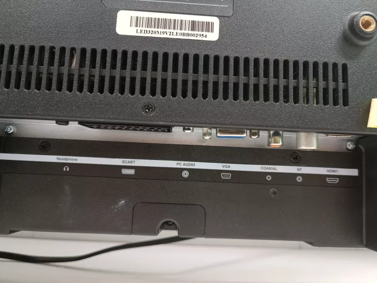 telewizor-manta-32-cale-led320m9-3x-hdmi-usb-klasa-efektywnosci-energetycznej-stara-klasyfikacja-dla-produktow-uzywanych