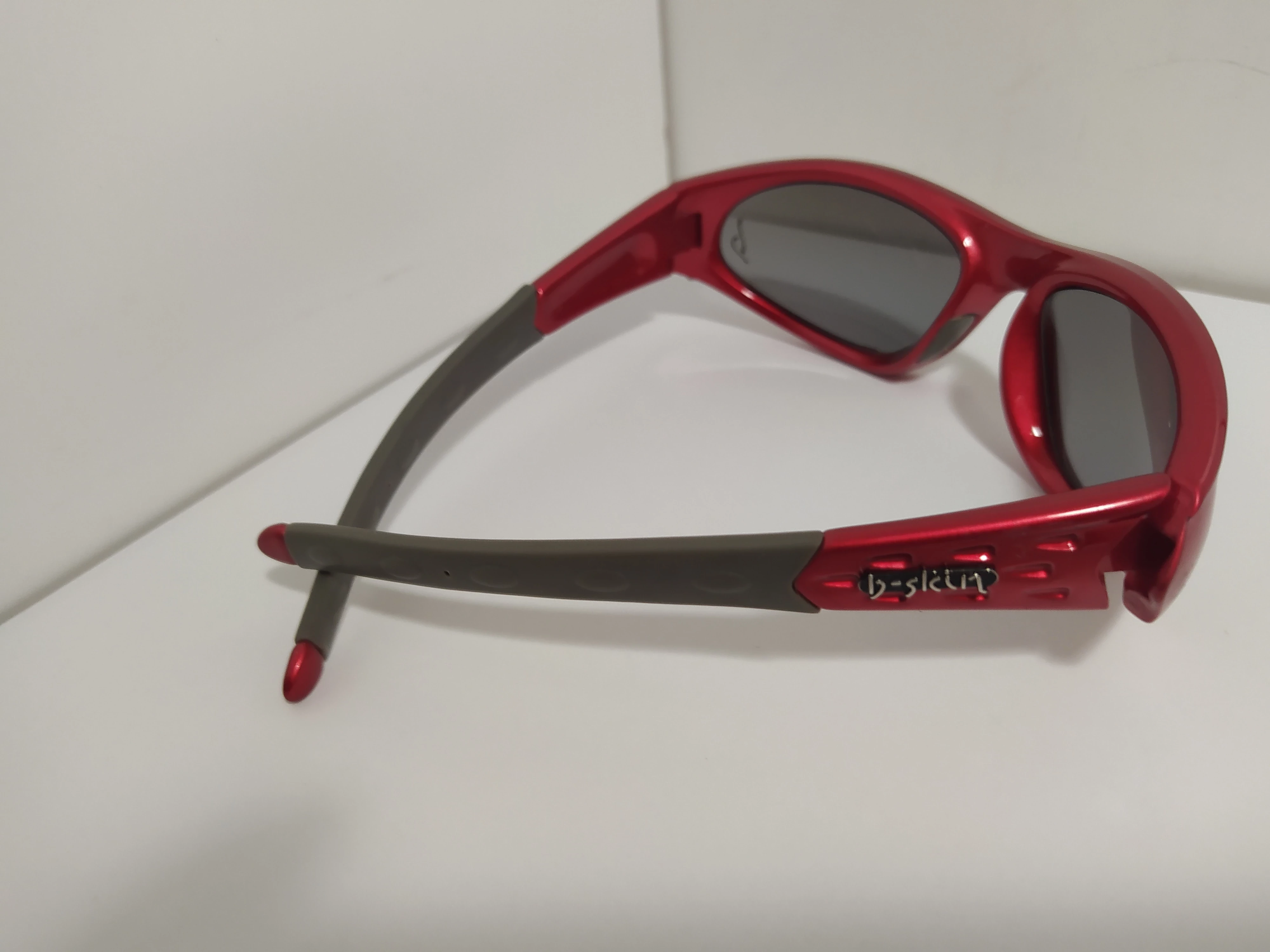 okulary-sportowe-na-rower-b-skin-typ-ochrony-brak-informacji