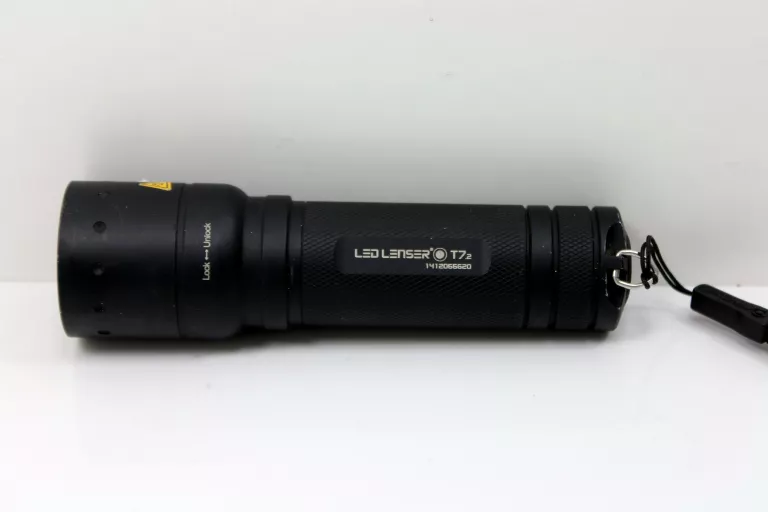 LATARKA LED LENSER T7.2