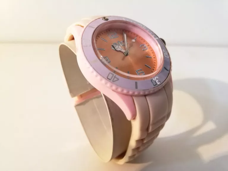 zegarek-omg-damski-marka-inna-marka