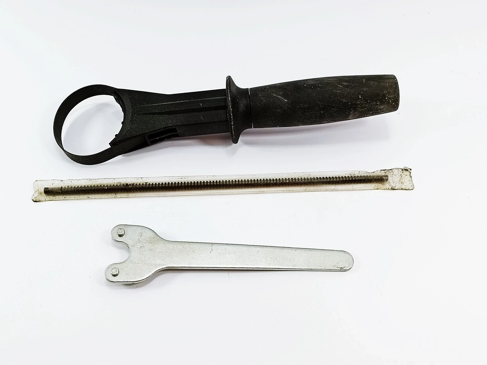 duzy-zestaw-narzedzi-hilti-w-walizce-kod-producenta-2081398