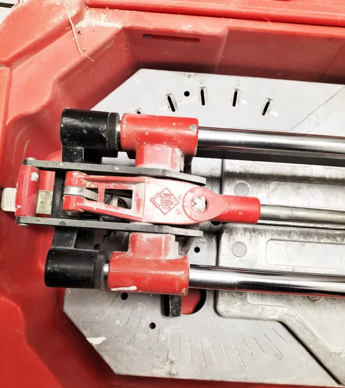 PRZECINARKA DO PŁYTEK CERAMICZNYCH RUBI TX-700-N