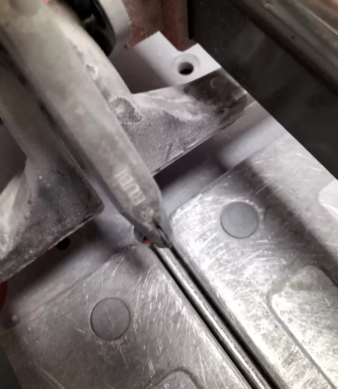 PRZECINARKA DO PŁYTEK CERAMICZNYCH RUBI TX-700-N