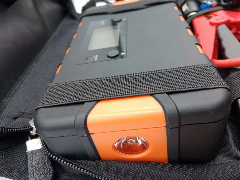 auto-xs-powerbank-z-funkcja-wspomagania-rozruchu-waga-produktu-z-opakowaniem-jednostkowym-24