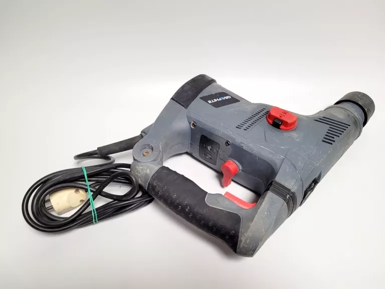 mlotowiertarka-graphite-58g858-energia-udaru-42