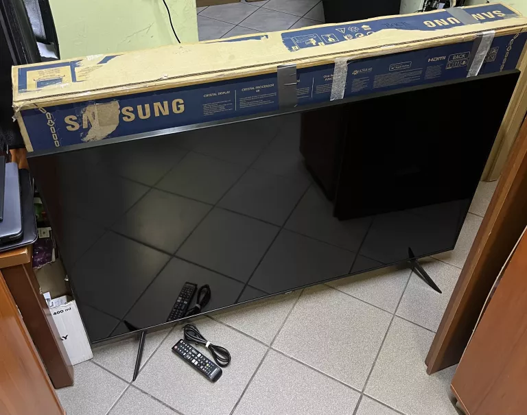 telewizor-samsung-ue55tu7005k-55-opis-stan-uzywany