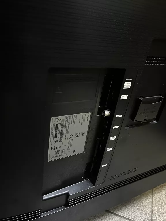 TELEWIZOR SAMSUNG UE55TU7005K 55" OPIS!!!