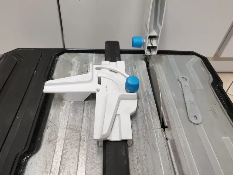 przecinarka-do-glazury-macallister-mtc-650-650w-rodzaj-pila-stolowa