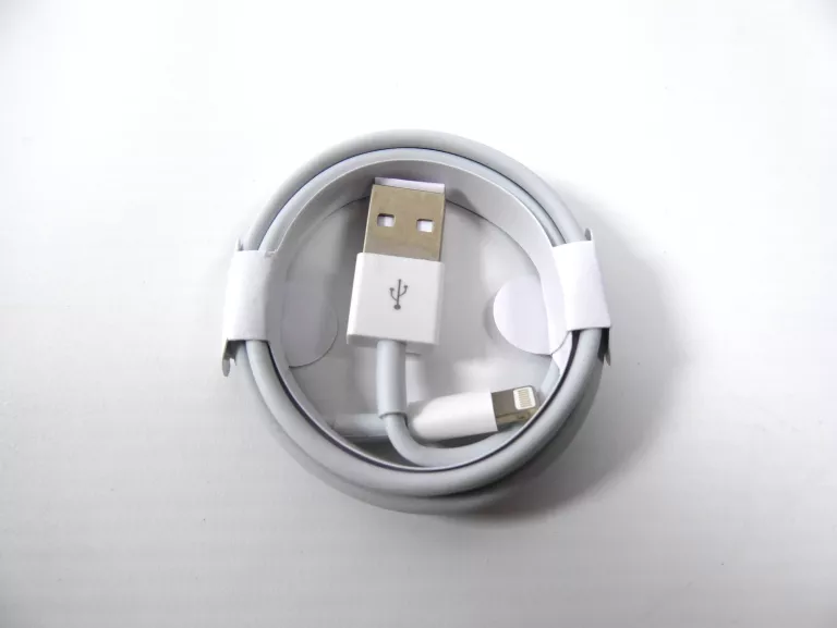 KABEL LIGHTNING 1M USB - IPHONE