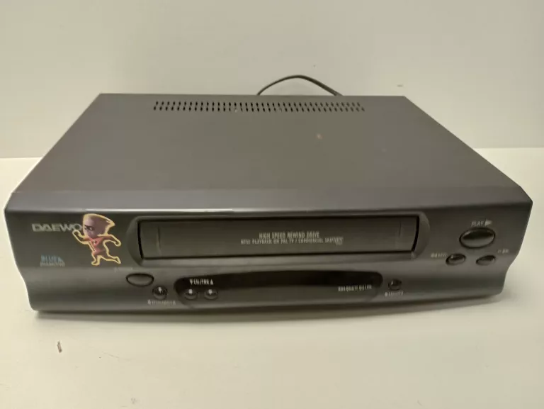 magnetowid-vhs-daewoo-stan-nie-wymaga-renowacji