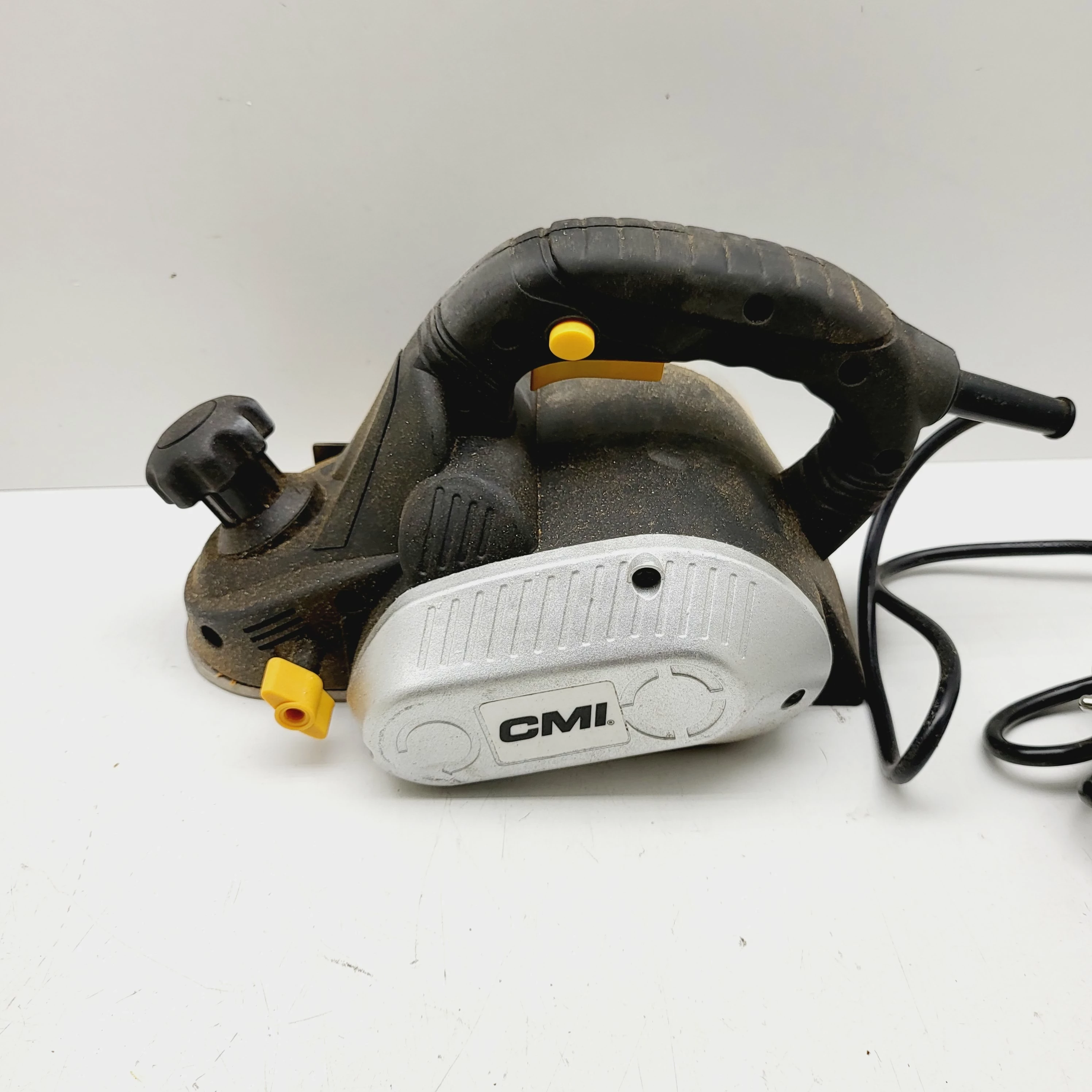 cmi-strug-elektryczny-c-eho-710-w-pud-stan-uzywany