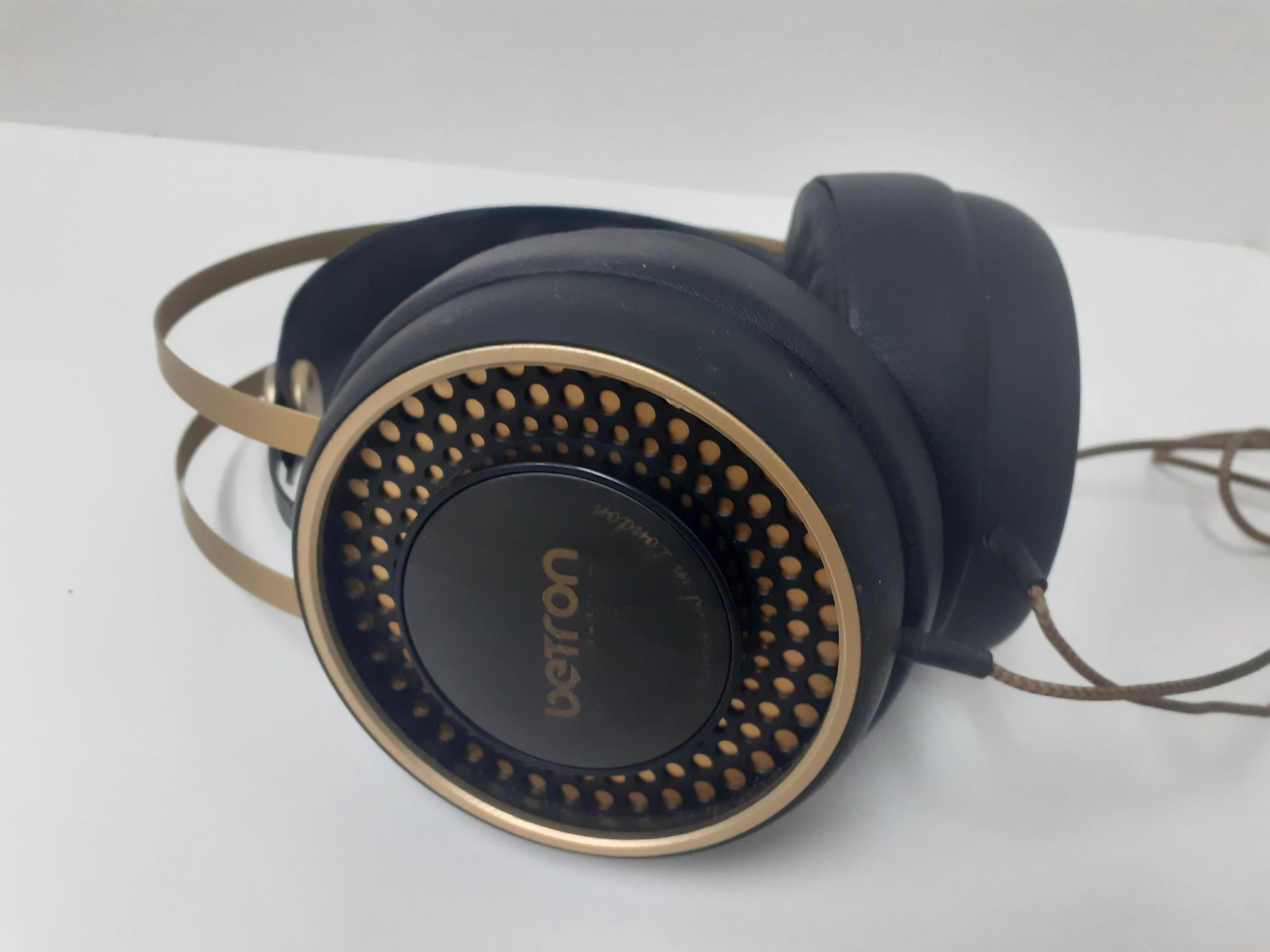 sluchawki-nauszne-betron-retro-ean-gtin-53688026