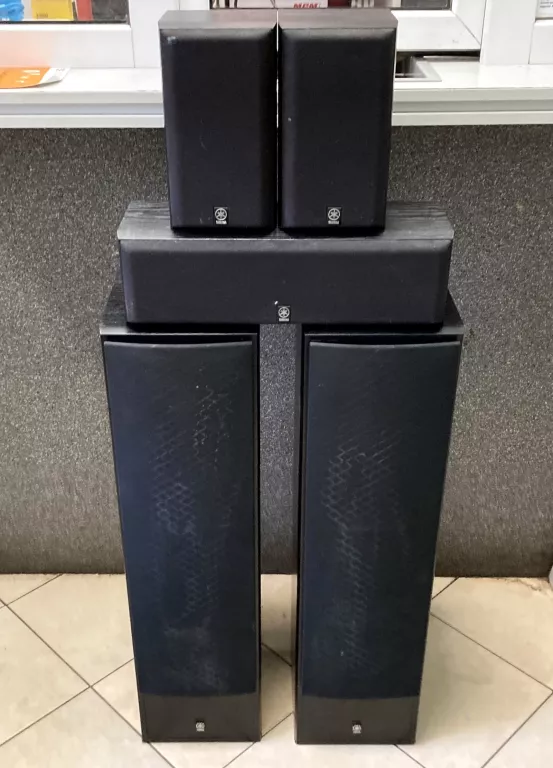 KINO DOMOWE YAMAHA NS-F50F CZARNY 320 W 5.0
