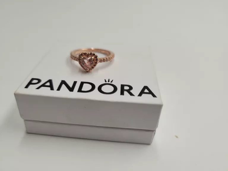 pierscionek-pandora-serce-188421c04-andersa-148-walbrzych-sj