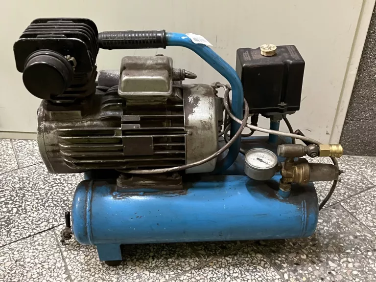 KOMPRESOR AHS1M-25/55
