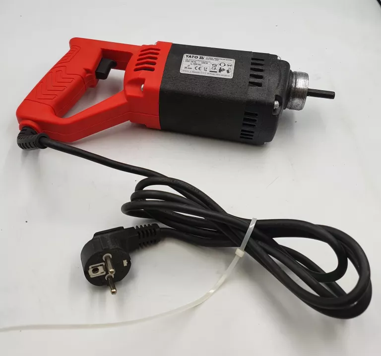 WIBRATOR DO BETONU YATO YT-82600