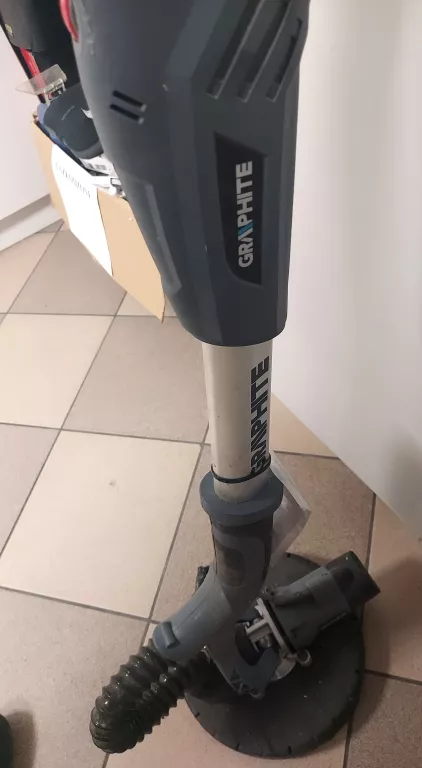 SZLIFIERKA DO GIPSU GRAPHITE 59G261 600W 225MM