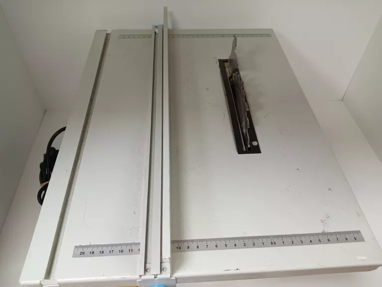 pilarka-stolowa-do-drewna-macallister-800-w-stan-uzywany