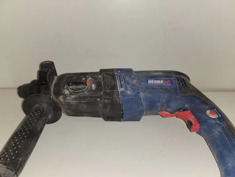 MŁOTOWIERTARKA DEDRA DED7850 900W SDS PLUS