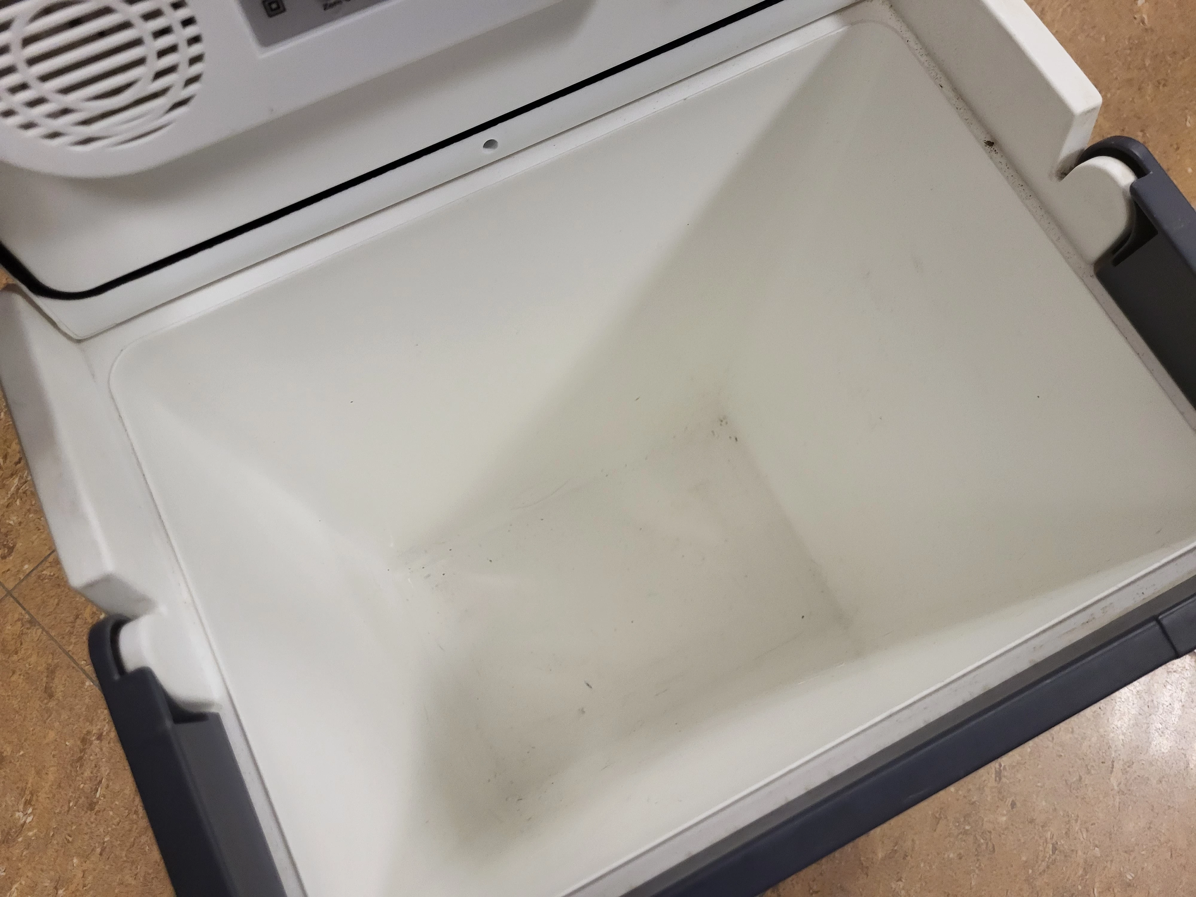 lodowka-turystyczna-elektrik-culer-z32-acdc-marka-eleosklep