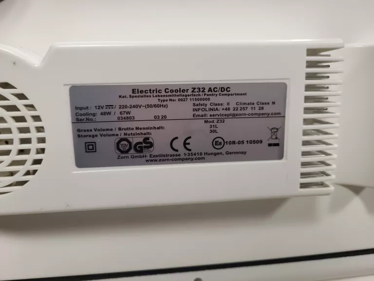 lodowka-turystyczna-elektrik-culer-z32-acdc-pojemnosc-10-20-l