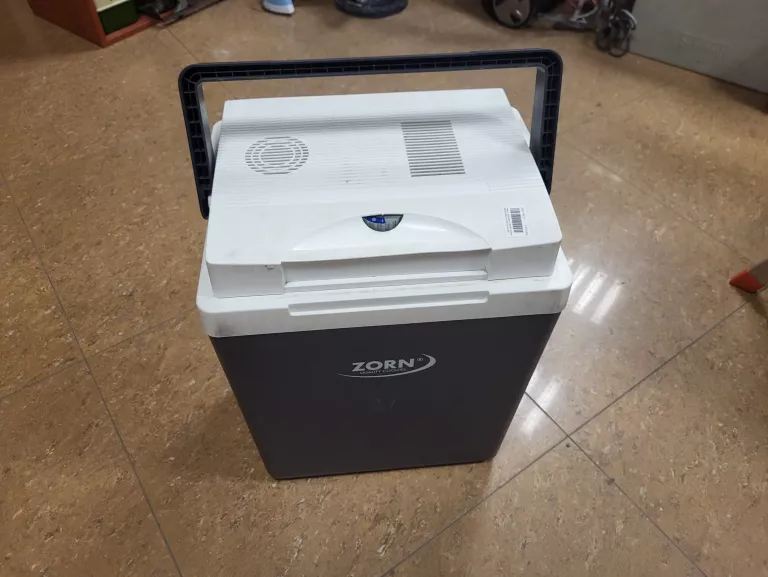 lodowka-turystyczna-elektrik-culer-z32-acdc-mrongowiusza-7-olsztyn