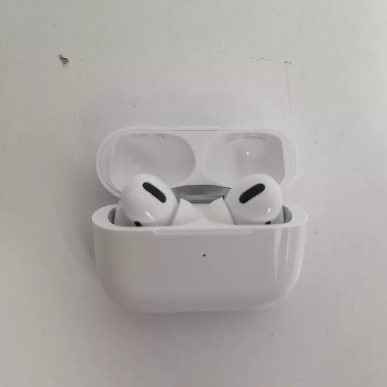 AIRPODS PRO (1 GENERACJA)