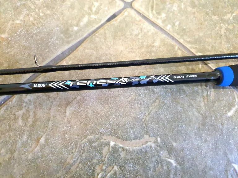 WĘDKA JAXON TENESA EASY SPIN 240CM 10-30G + ETUI