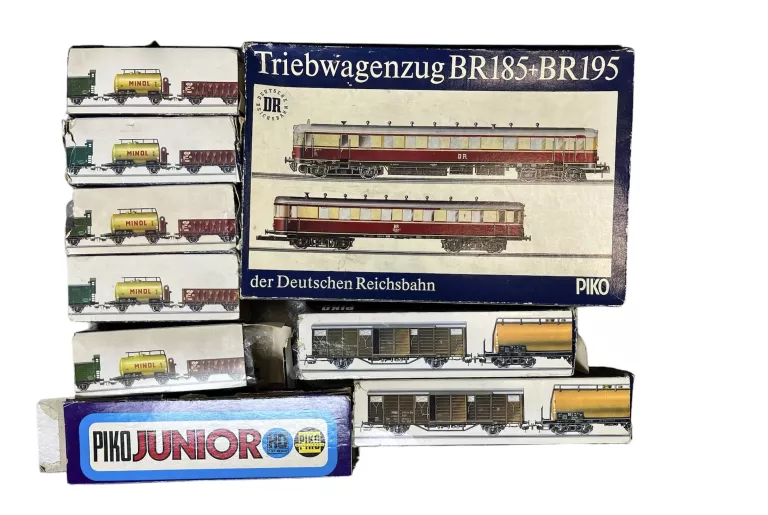 WAGONIKI KOLEKCJONERSKIE PIKO 11 SZTUK