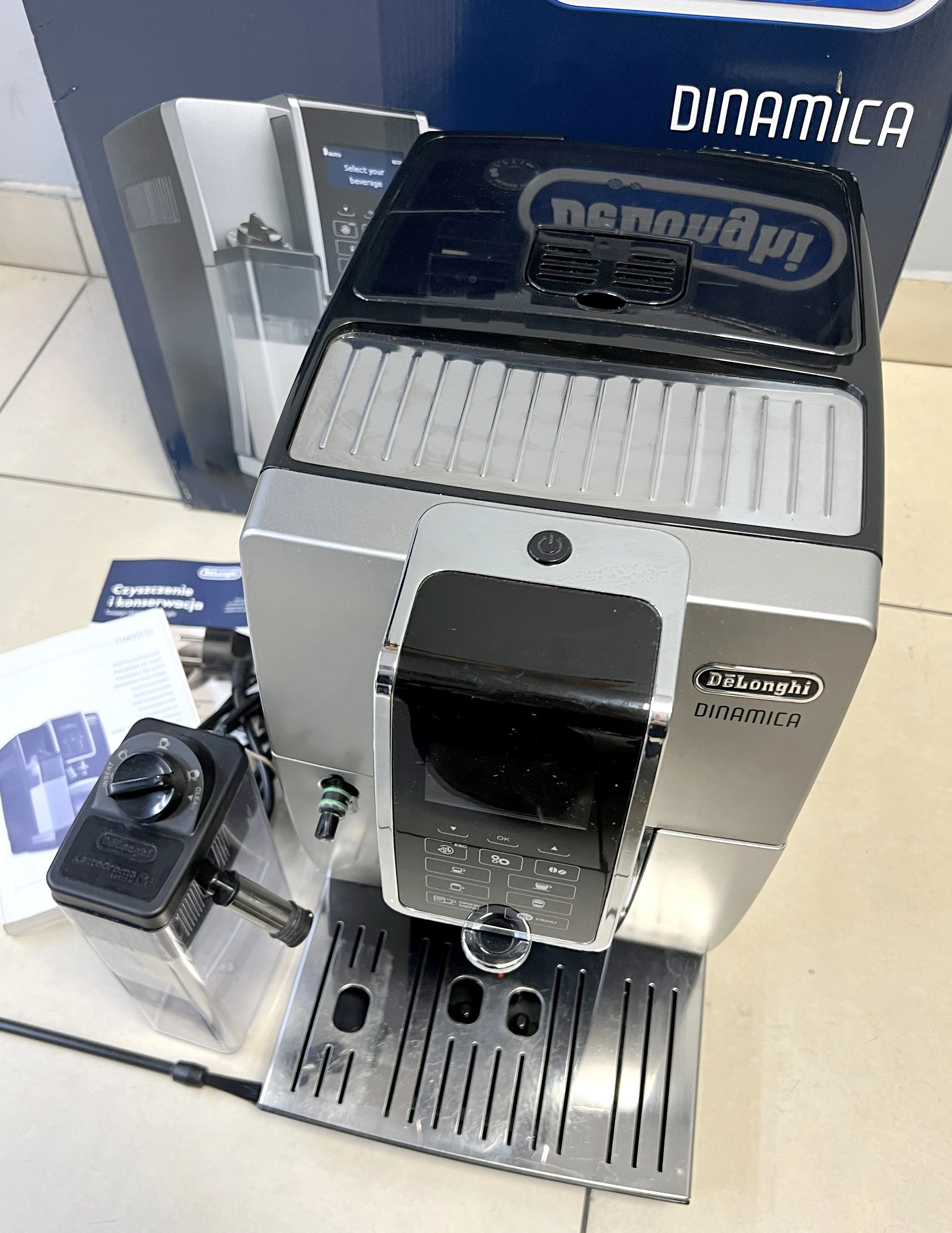 ekspres-cisnieniowy-delonghi-35055sb-1450-w-marka-delonghi