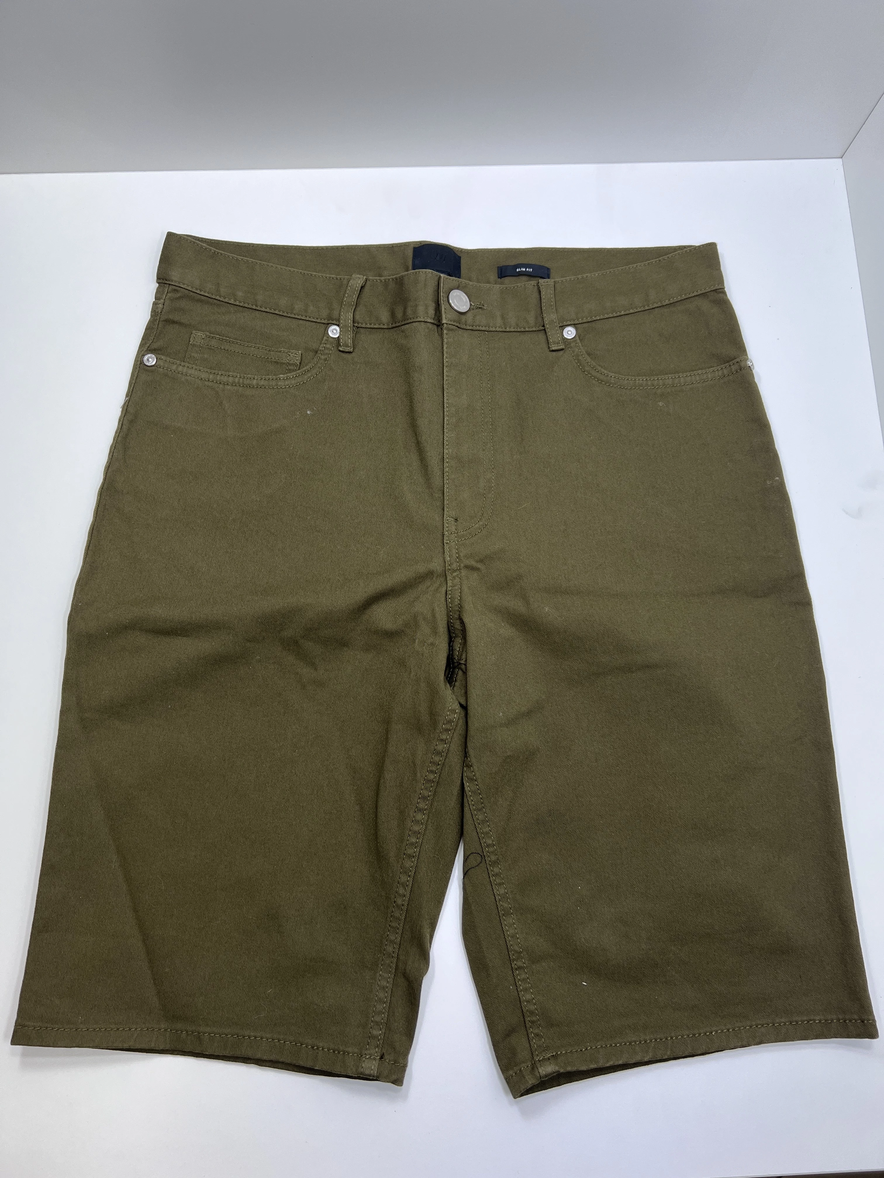 spodenki-oliwkowe-zielone-r31-mickiewicza-8-chrzanow