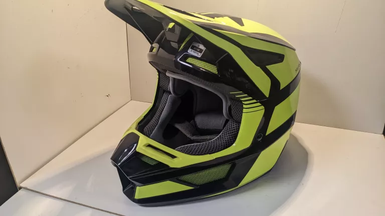 KASK FOX V2 HAYL FLUO R. M *DW ZAK*
