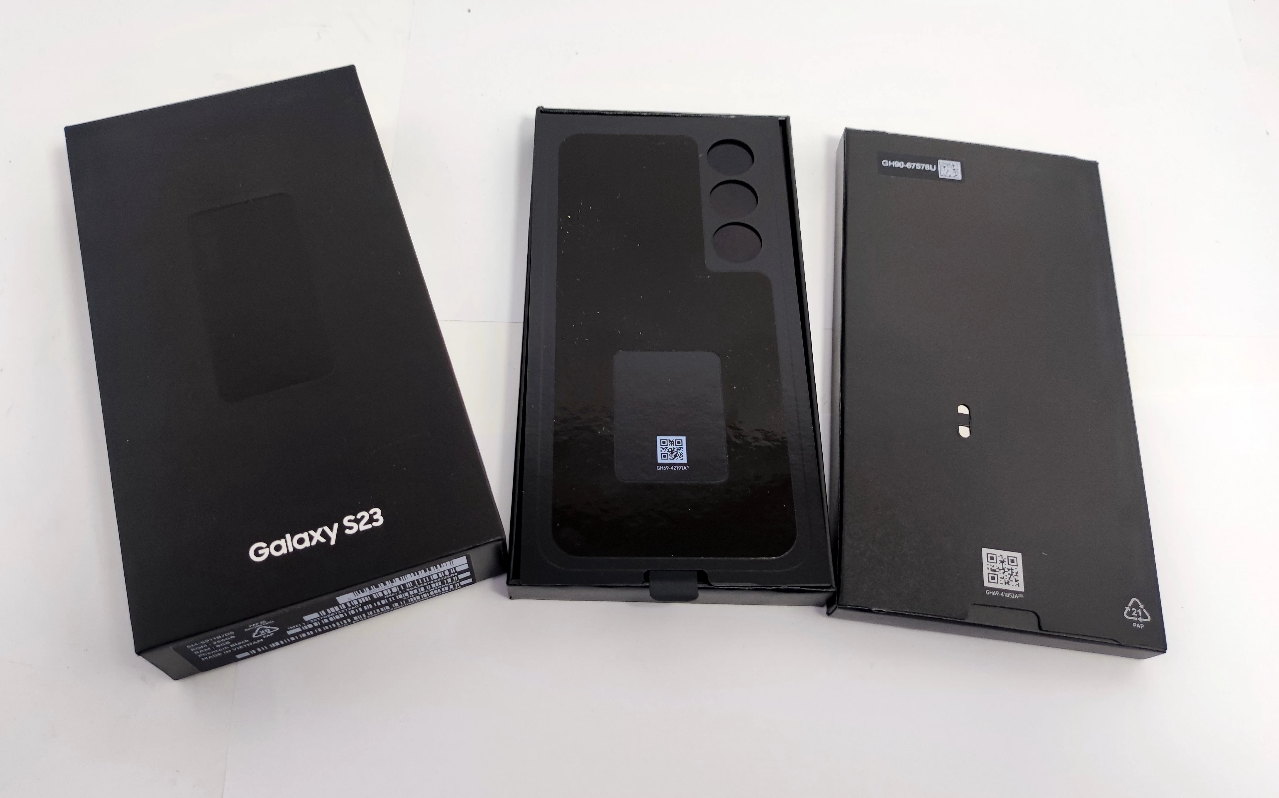 telefon-samsung-s23-256gb-komplet-ideal-kod-producenta-galaxys23