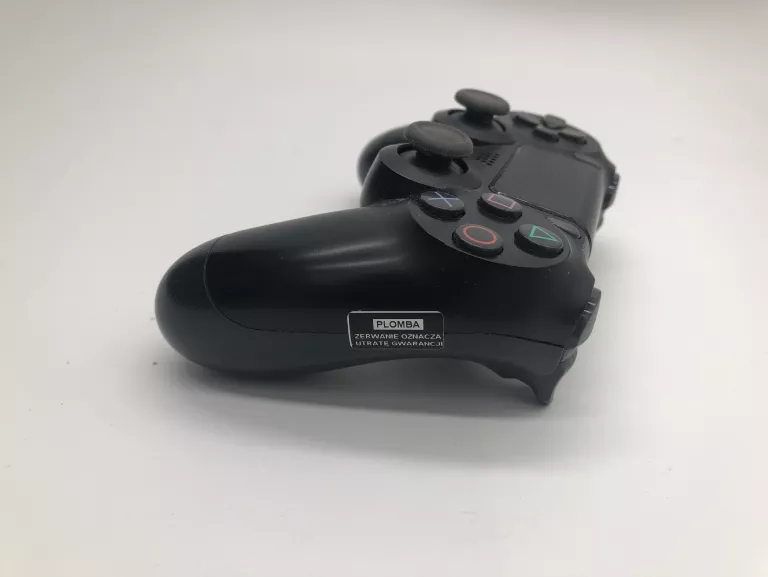 pad-ps4-czarny-stan-uzywany